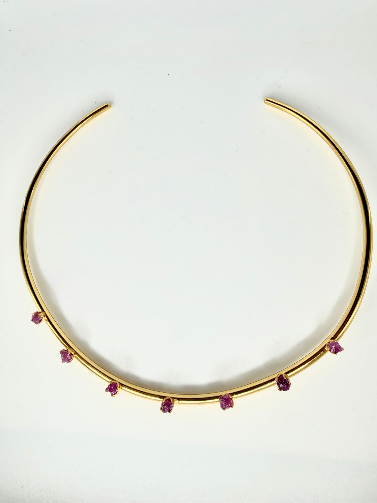 Aro Choker Rubies