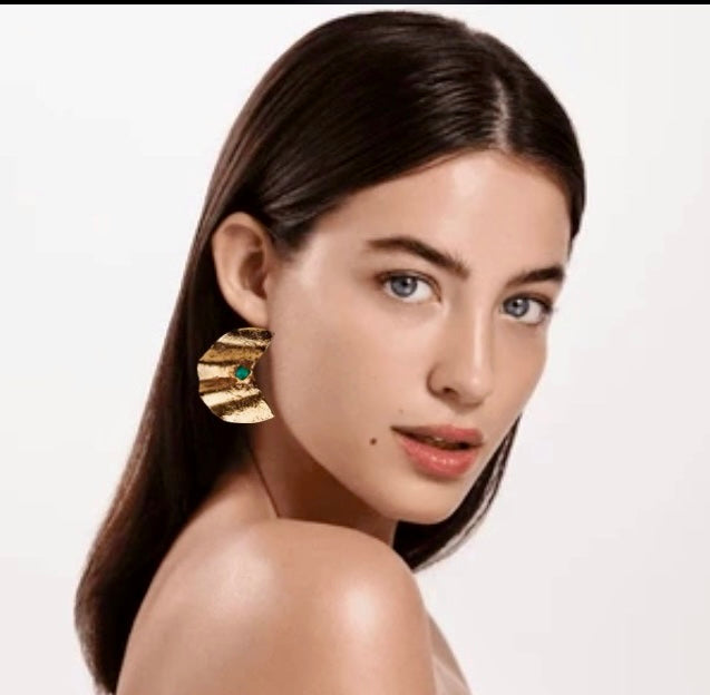 Natural emerald earrings