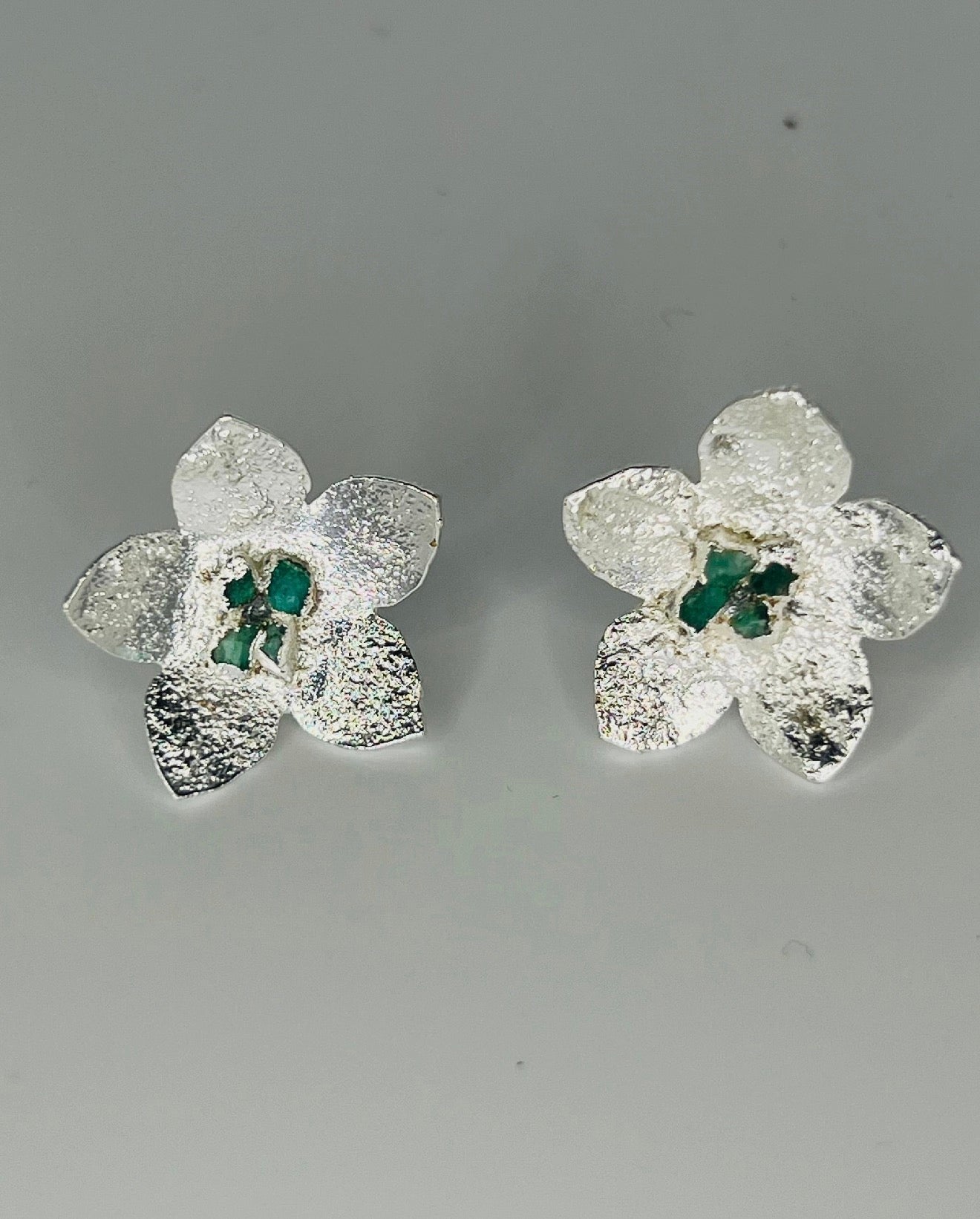 Flora Emeralds Silver Earrings
