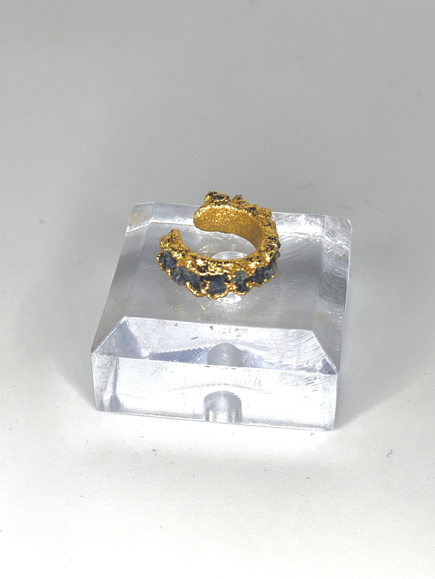 Retro Ear Cuff Saphire